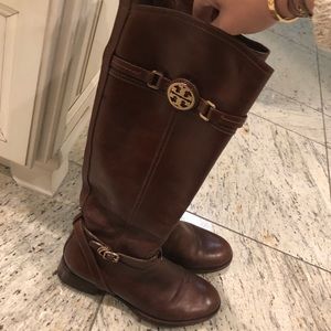 Tory Burch boot